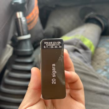 Omtaş Bayisinde Marlboro Edge Paketi Kırılma Ve Ezilme Şikayeti