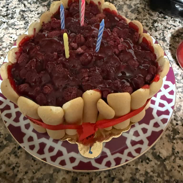 Yanlış Gönderilen Pasta İçin 400 TL İade Talebi