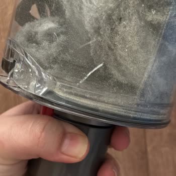 Dyson V15 Toz Haznesi Kırıldı, Garanti Kapsamına Alınmadığı İçin Mağdur Oldum