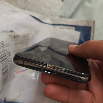 Gönderdiğim Telefon Hasarlı Ve Müşteri Hizmetinden Cevap Alamıyorum