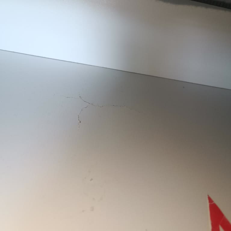 Ergül Mobilya’da Çatlak Koltuk Değişimi Süreci Uzuyor