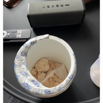 Karpuz Aromalı Pre-Workout Ürününde Sert Yabancı Madde Ve Nemli Topaklanma