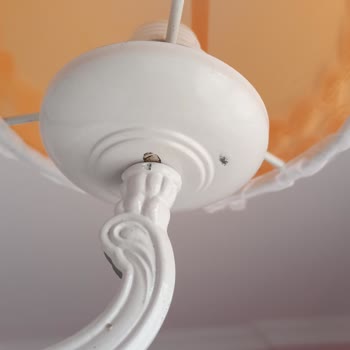 Çilek Mağazasındaki Hasarlı Ürünler Ve Uzun Süreli Cevapsızlık Şikayeti