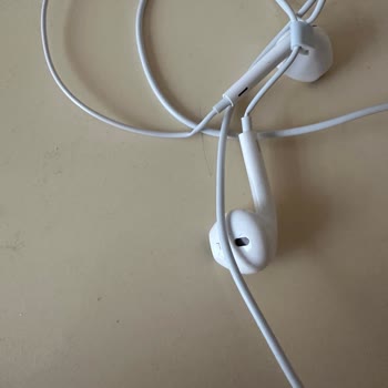 Hepsiburada Orijinal Olmayan Ve Kırık Apple EarPods Teslimatı