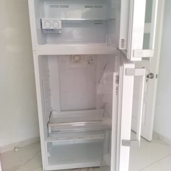 Sürekli Arızalanan Vestel XXL Buzdolabı, Gıdalar Çöpe Atılıyor