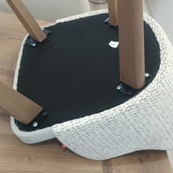 Kelebek Mobilya’dan Aldığım Koltuk Takımı Ve Yemek Masasında Çeşitli Arızalar Ve Servis İhmali