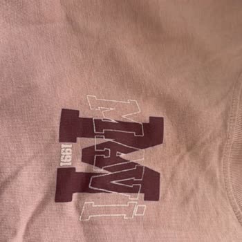 Mavi XS Tişörtlerde Logo Soyulması Ve Ürün Değişimi Talebi