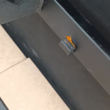 Paslı, Çizik Ve Kırık Yatak Odası Takımına İade Talebi