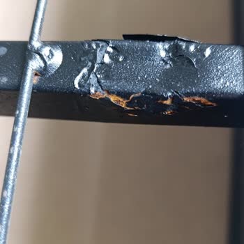 Paslı, Çizik Ve Kırık Yatak Odası Takımına İade Talebi