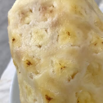 Macrocenter’da Yenilemez Ananas Satışı