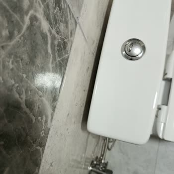 Duvara Sıfır Klozette Boşluk Ve Su Sızıntısı: Tesisat Uyumsuzluğu