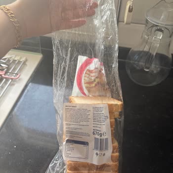 Aro Tost Ekmeği Küflenmiş, Son Kullanma Tarihi Yok, İade Talebi