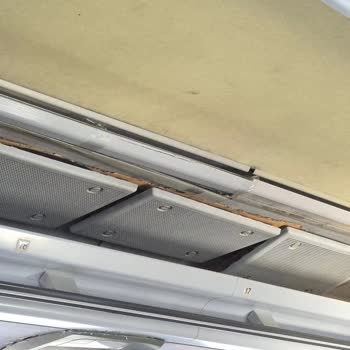 Buzlu Turizm’in Eski Ve Bakımsız Otobüsü Güvenliğe Tehdit Ve Personelin Saygısız Tutumu