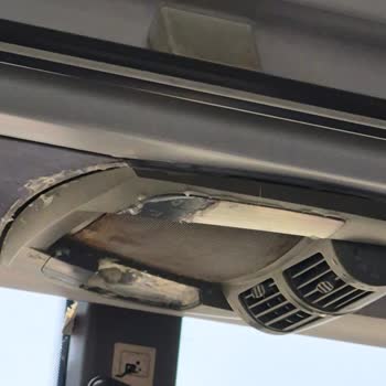 Buzlu Turizm’in Eski Ve Bakımsız Otobüsü Güvenliğe Tehdit Ve Personelin Saygısız Tutumu