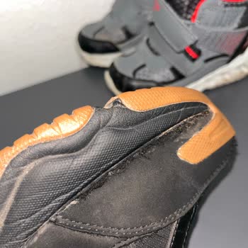 Skechers Ayakkabısının Erken Bozulması Ve Gerekçesiz Garanti Reddi