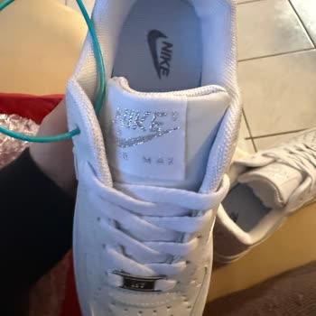 Exijo devolución urgente por Zapatos de Voghion defectuosos