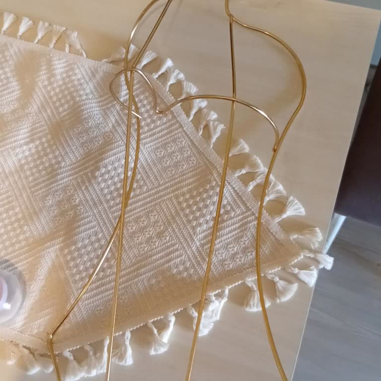 Kırık Metal Askılık, Aras Kargo Teslim Etmedi Ve Şube Ciddiyetsiz Davranıyor