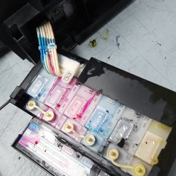 DHL Kargo İle Kırık Epson L1800 Yazıcıda 1.600 TL Onarım Talebi