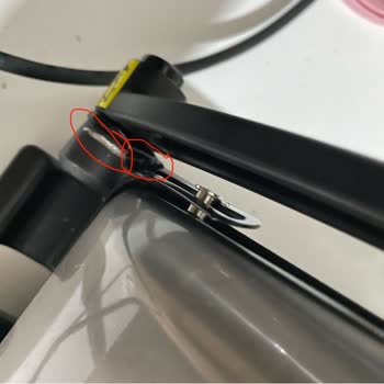 Üst Kapak Kilitleniyor Ve Satıcı Değişim Talebini Reddediyor