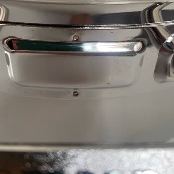 Defolu Teşhir Tenceresi Yeni Ürün Gibi Satıldı 90 Km Gidiş Dönüş Şikayeti