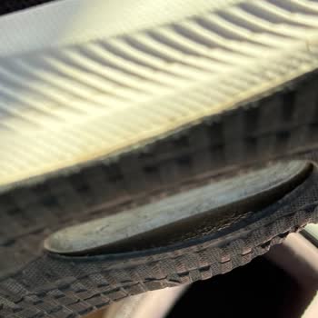 Boyner'de Satın Aldığım Adidas Ayakkabısının Tabanı Ayrıldı Ve Garanti Reddi