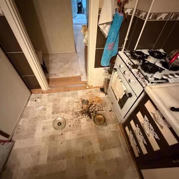 Kumtel Ocak Camı Patladı, Anne Yanık Aldı Ve Servis Yanıt Vermiyor