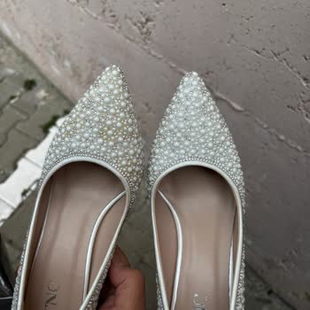 Az Kullanılan Deri Nişan Ayakkabısında Oluşan Sarı Lekeler İçin Değişim Ve İade Talebi