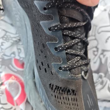 Merrell Koşu Ayakkabısında File Yırtılmaları İçin Garanti Reddi Ve Değişim Talebi