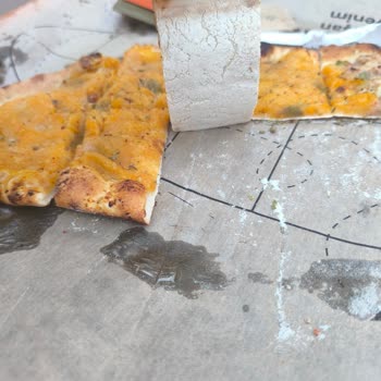 Unla Kaplı Pide, Tatı Bozan Ve Rahatsız Eden Bir Deneyim