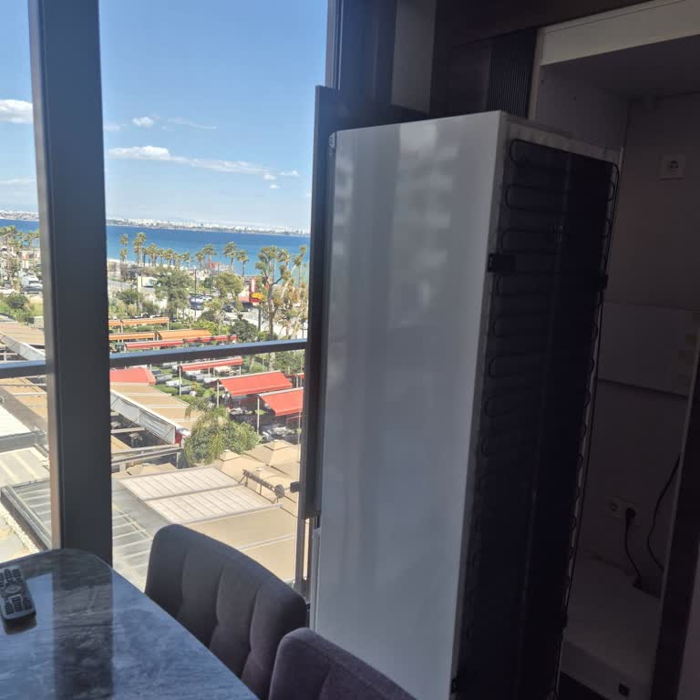 Arçelik Servisi Buzdolabını Yerine Koymadı, 8 Gün Mutfak Kapalı