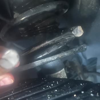 Autohero Liefert Beschädigten BMW X4 Mit Versteckten Mängeln