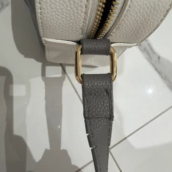 Derimod Çantam 3 Ayda Yırtıldı, 6 Aylık Süre Dışında Yardım Reddedildi