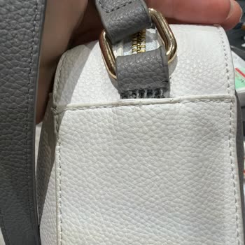 Derimod Çantam 3 Ayda Yırtıldı, 6 Aylık Süre Dışında Yardım Reddedildi