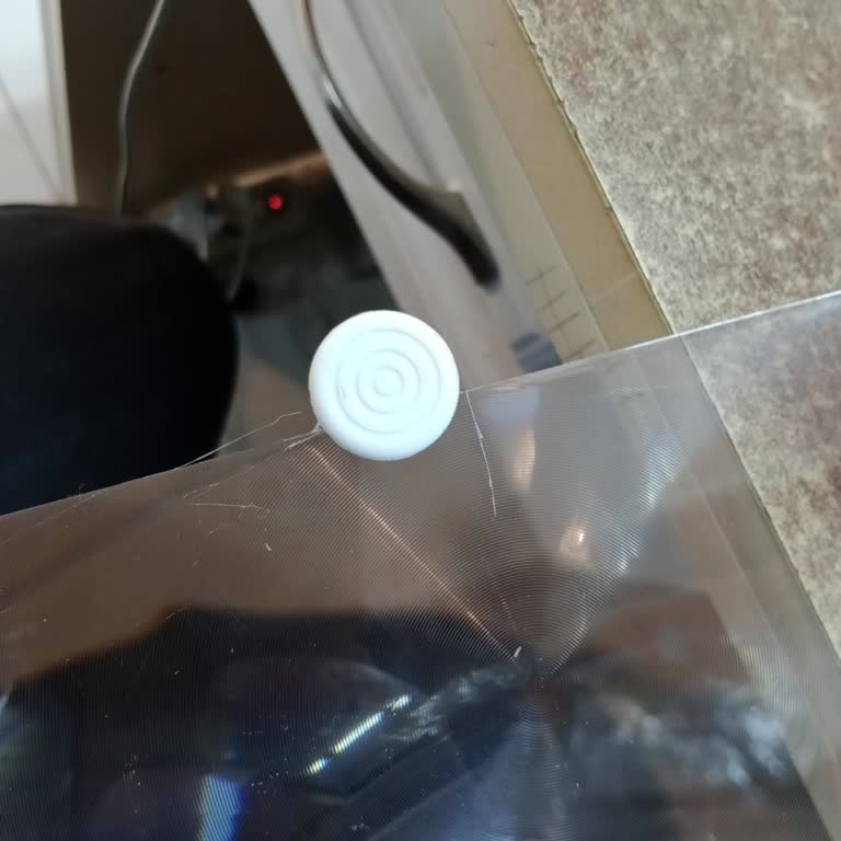 Kırık Ve Çizik Gelen Zoomax Ekran Büyütücü İçin Hemen İade Ve Geri Ödeme