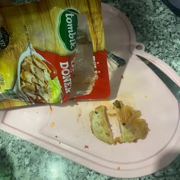 Hazır Dönerde Çiğ Tavuk Parçaları Çıktı: Sağlık Riski