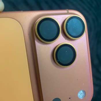 Kısa Sürede Renk Atan İphone 17 Pro Max Kasa Ücretsiz Değişim Talebi