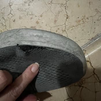 Skechers Slip-Ins Ayakkabının Kısa Sürede File Yırtılması Ve Değişim Talebi