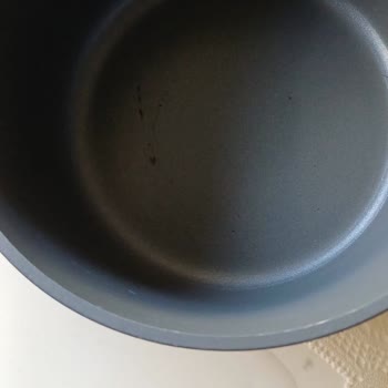 Madame Coco Tencere Tava Setinde Hızlı Çizilme Ve Soyulma