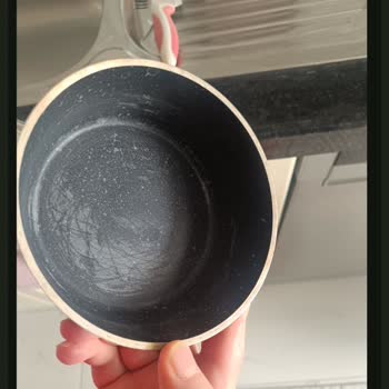 Schafer Dark Strom Granit Tava Çizik Ve Kabarmalar Üretim Hatası Olarak Değerlendirilsin