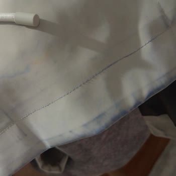 İç Astar Renk Sızdırması Montun Görünümünü Bozdu