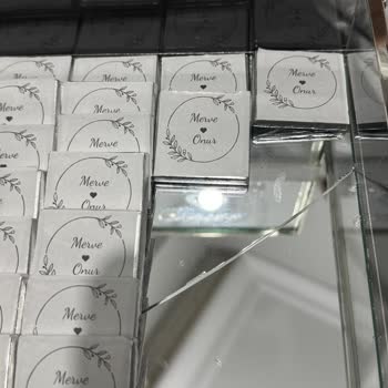 Yurtiçi Kargo'nun Kırılacak İşaretli Paketi İhmal Nedeniyle Kırıldı Ve Tazminat Talep Ediyorum