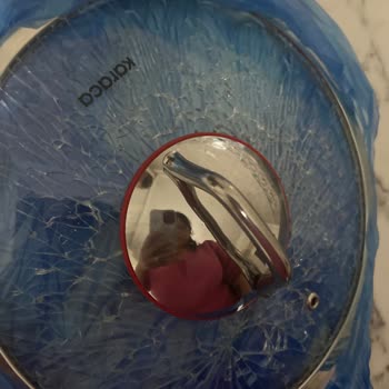 Karaca Emirgan Tencere Setinde Kapağın Kendiliğinden Patlaması Güvenlik Endişesi Yarattı