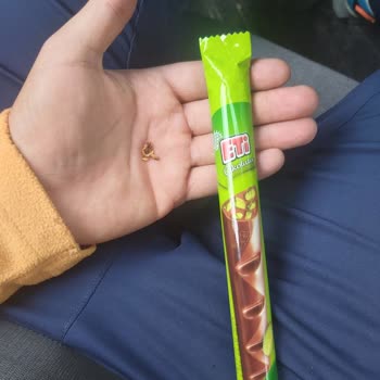 Çikolata İçinde Kabuk Çıktı, Dişim Zarar Gördü Ve Eti'den Cevap Alamadım