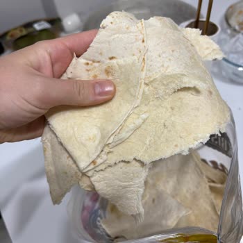 A101 Çiftlikköy Şubesinde Sıcak Paketlenen Lavaşlar Yapışıp Kullanılamaz