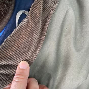 Çocuk Montunda İlk Yıkamada Renk Solması Ve Tüy Dökülmesi