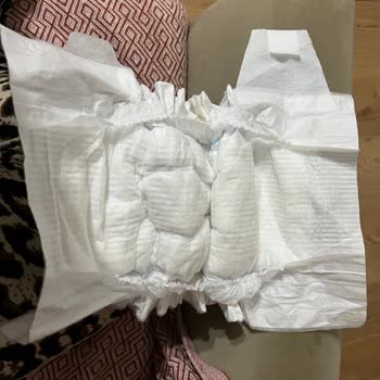 Molfix 5 Numaralı Bebek Bezinde Bant Eksikliği