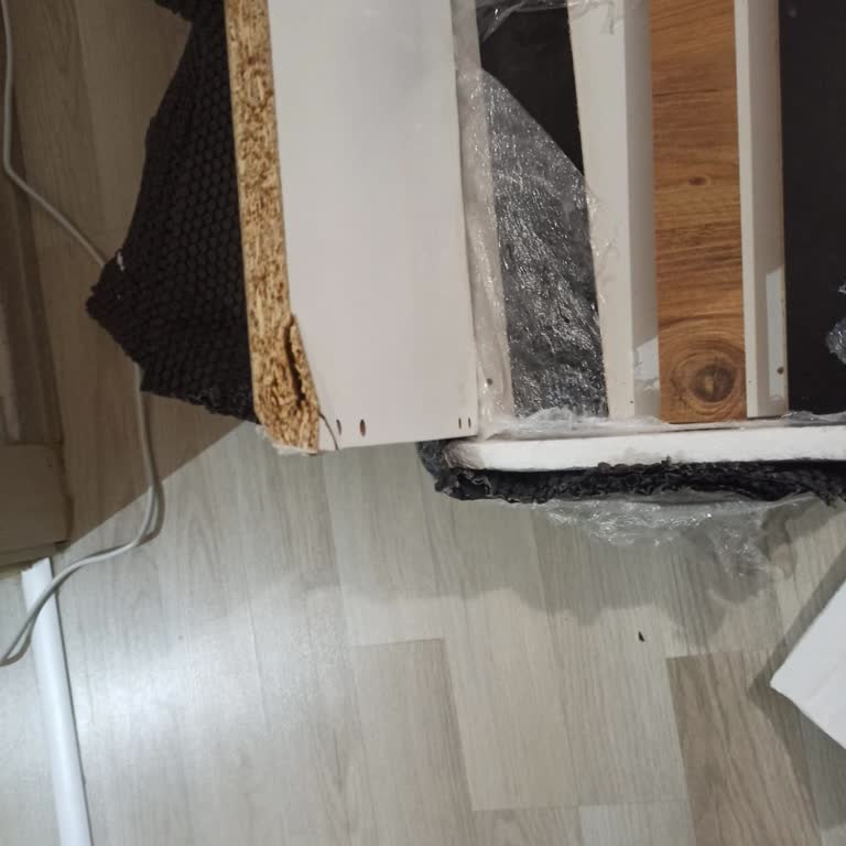 Kırık Konsolun Değişimi Alınmadı, 1 Ay Bekleyiş