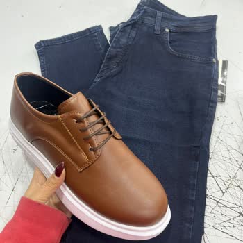 Görsellere Uygun Olmayan Ayakkabı Ve Pantolon, Geciken İletişim