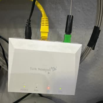 Teknik Servis Hatası Nedeniyle Kesilen İnternet Ve Acil Çözüm Talebi