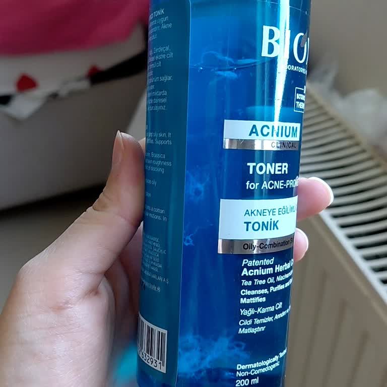 Bioxcin Acnium Clinical Tonik Şişesinde Beyaz Solucan Benzeri Kirlilik Tespit Edildi